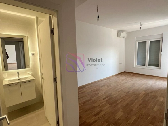 Trosoban stan 104 m² – Stari aerodrom, Podgorica — fotografija 4