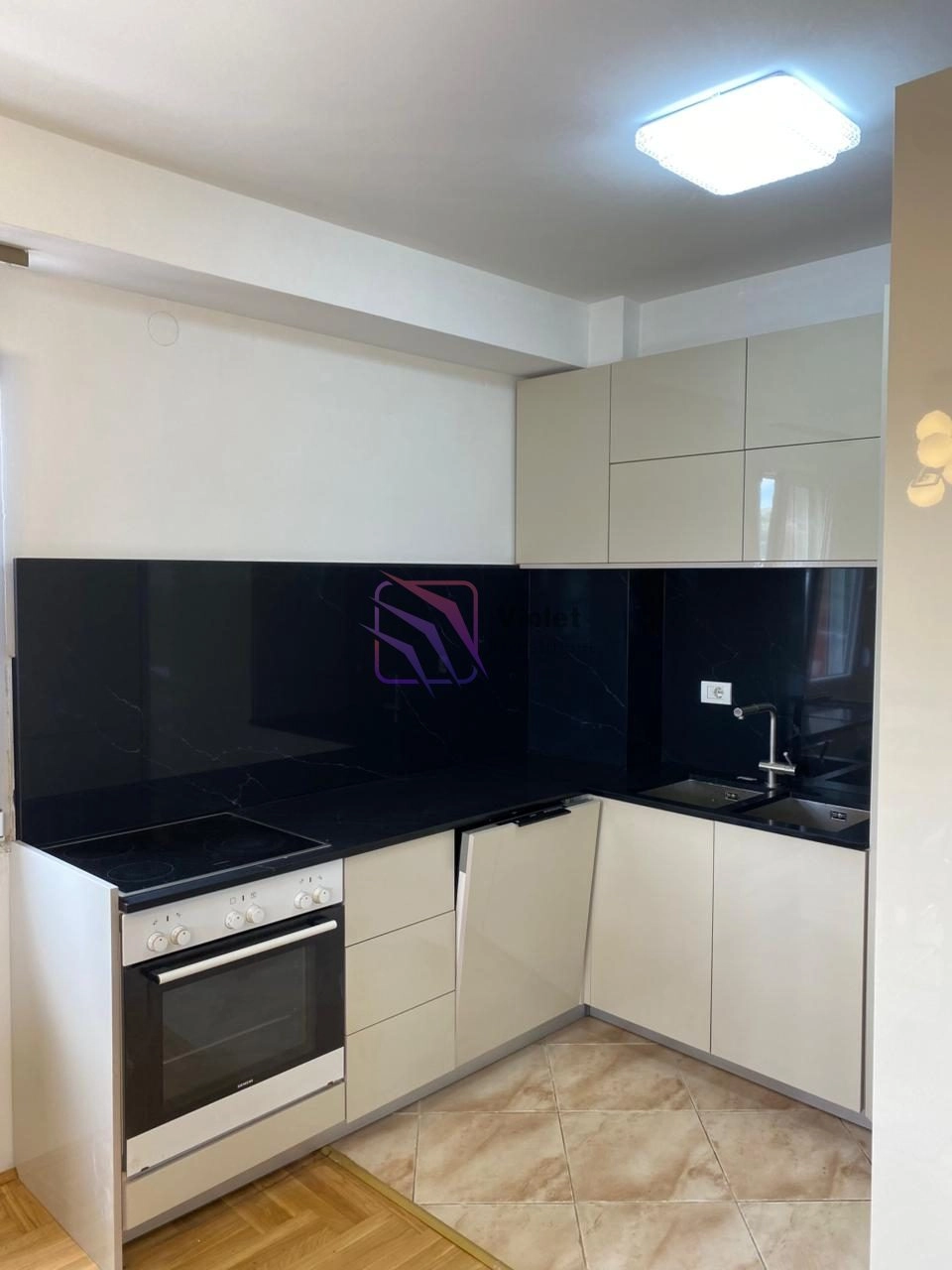 Trosoban-stan-92-m²-u-Premium-Kvartu-Podgorica-5 Izdavanje: Trosoban stan 92 m² – City kvart, Podgorica — fotografija 6