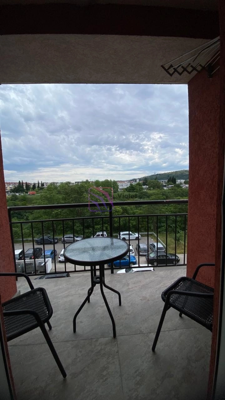 Trosoban-stan-92-m²-u-Premium-Kvartu-Podgorica-7 Izdavanje: Trosoban stan 92 m² – City kvart, Podgorica — fotografija 8