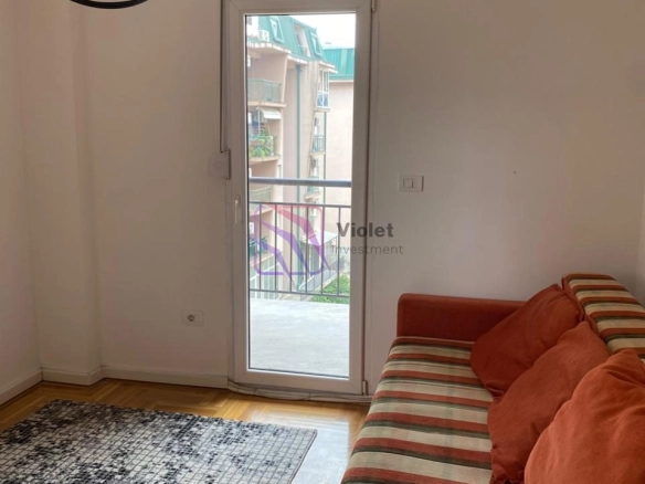 Izdavanje: Trosoban stan 92 m² – City kvart, Podgorica — fotografija 9