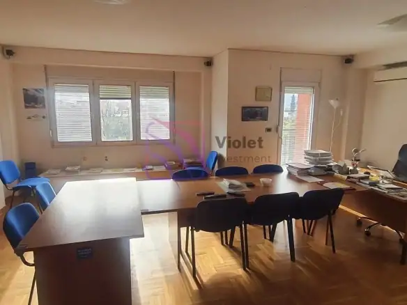 Trosoban stan 91 m² – Krivi most, Podgorica — fotografija 4