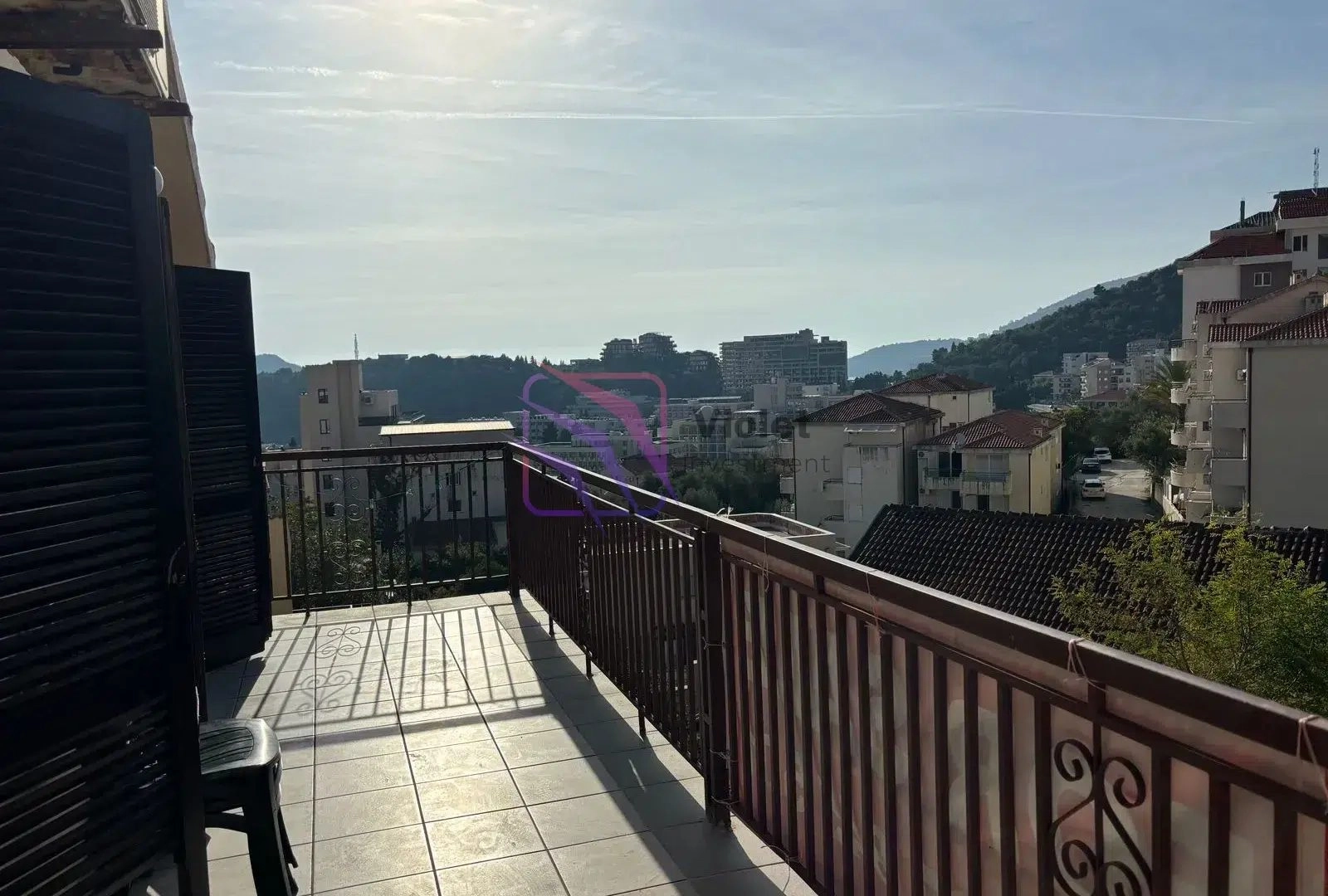 Garsonjera-sa-terasom-u-Becicima-Budva Garsonjera sa terasom u Bečićima