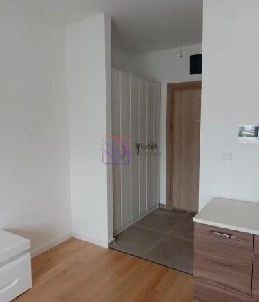 Izdavanje: Garsonjera 33 m² – Drač, Podgorica — fotografija 3
