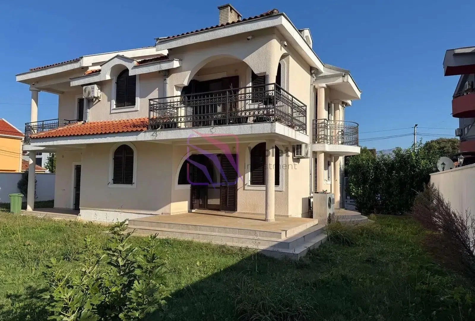 Kuca-za-izdavanje-u-Tolosima-Podgorica-1 Kuća 340 m² – Tološi, Podgorica