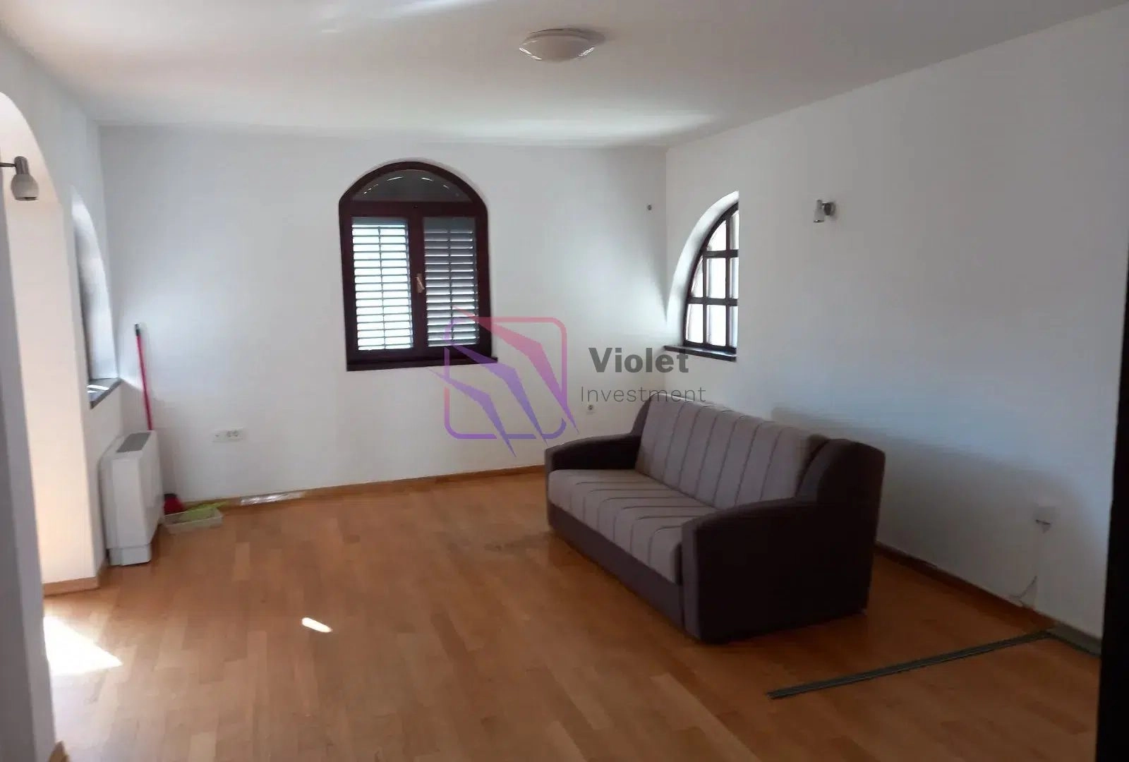 Kuca-za-izdavanje-u-Tolosima-Podgorica-5 Kuća 340 m² – Tološi, Podgorica — fotografija 7