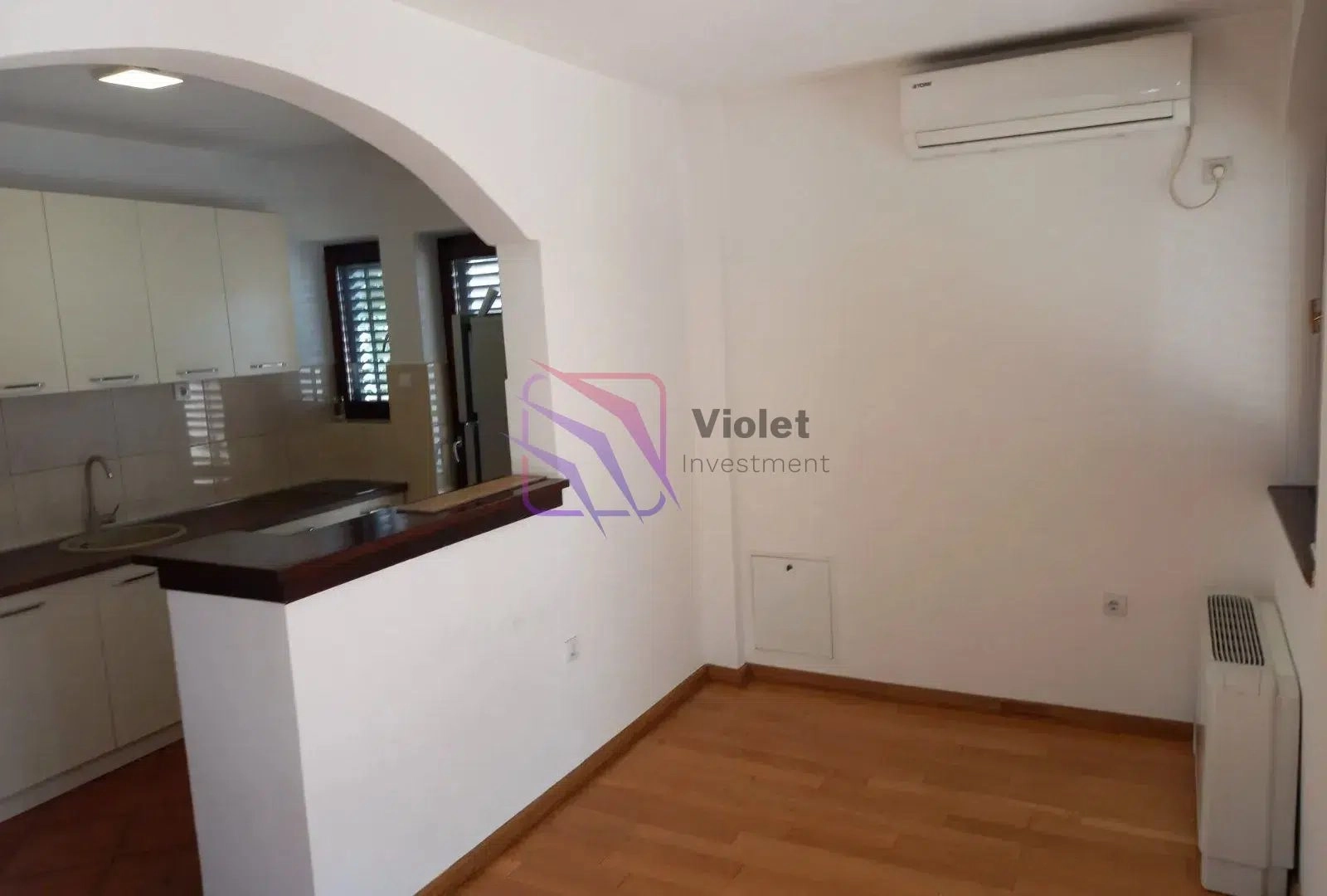 Kuca-za-izdavanje-u-Tolosima-Podgorica-7 Kuća 340 m² – Tološi, Podgorica — fotografija 9