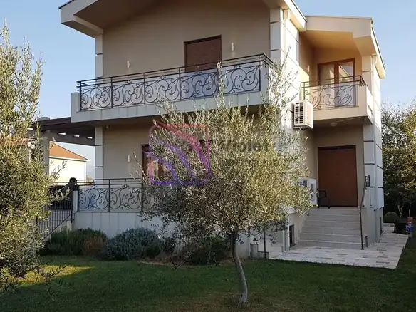 Kuća za izdavanje u Zabjelu