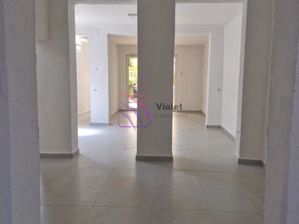 Izdavanje: Poslovni prostor 90 m² – Masline, Podgorica — fotografija 2