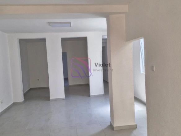 Izdavanje: Poslovni prostor 90 m² – Masline, Podgorica — fotografija 3