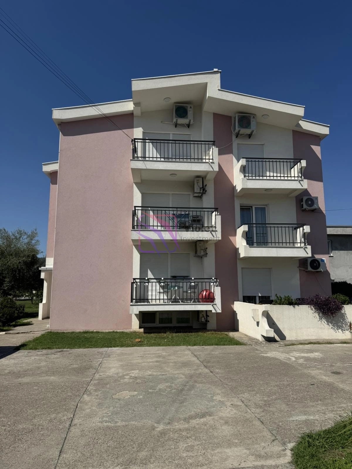 Dvosoban-stan-u-Gornjoj-Gorici-Podgorica-1 Izdavanje: Dvosoban stan 75 m² – Gornja Gorica, Podgorica — fotografija 2