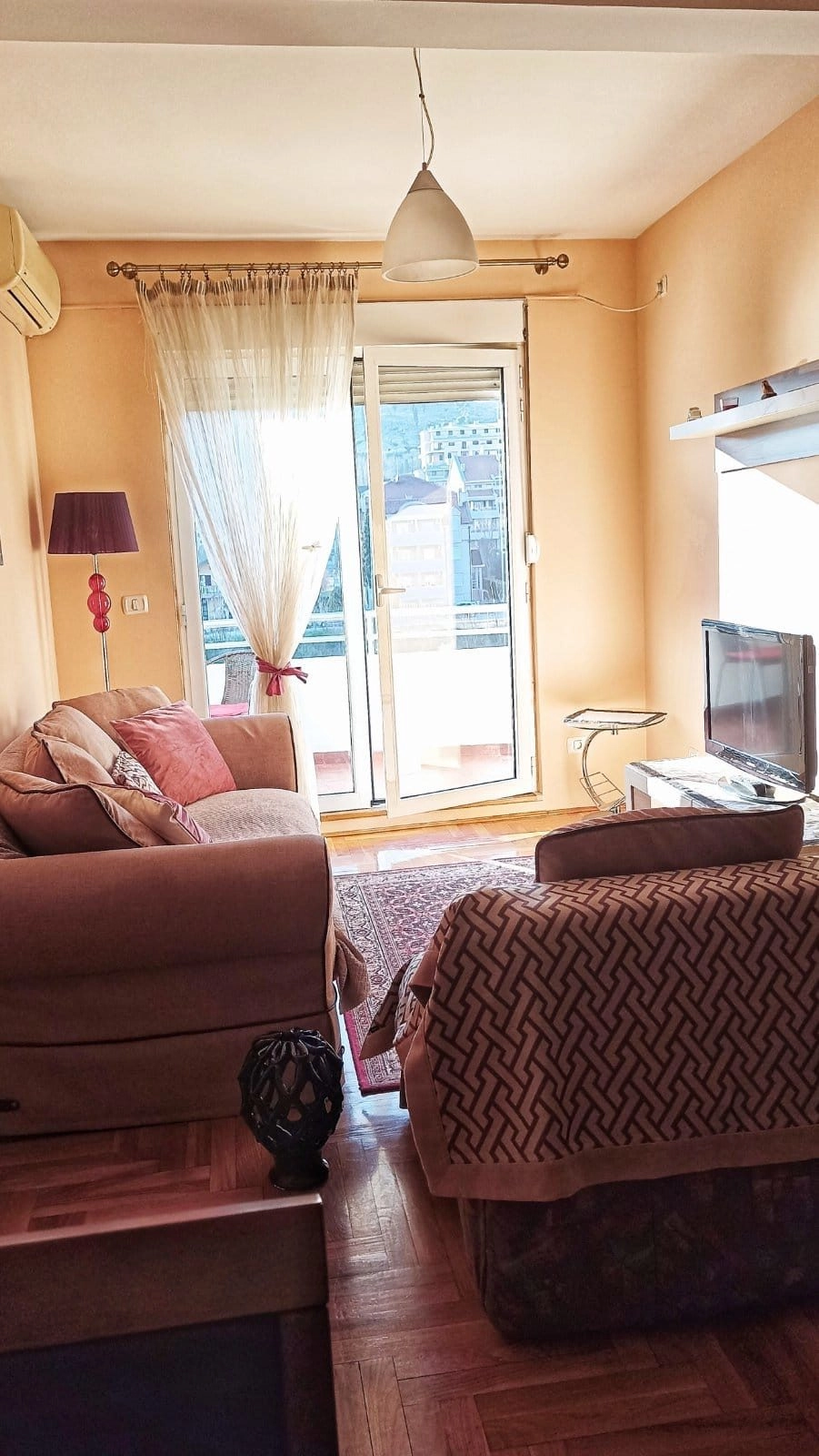 Garsonjera-32-m²-na-Vezirovom-mostu-Podgorica-8 Garsonjera 32 m² u naselju Vezirov most, Podgorica — fotografija 9