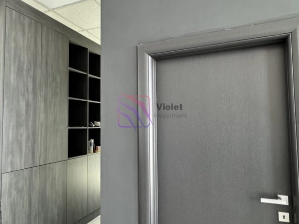 Izdavanje: Poslovni prostor 115 m² – Preko Morače, Podgorica — fotografija 2