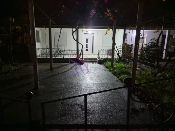 Zaseban dio kuće u Tološima, Podgorica — fotografija 2