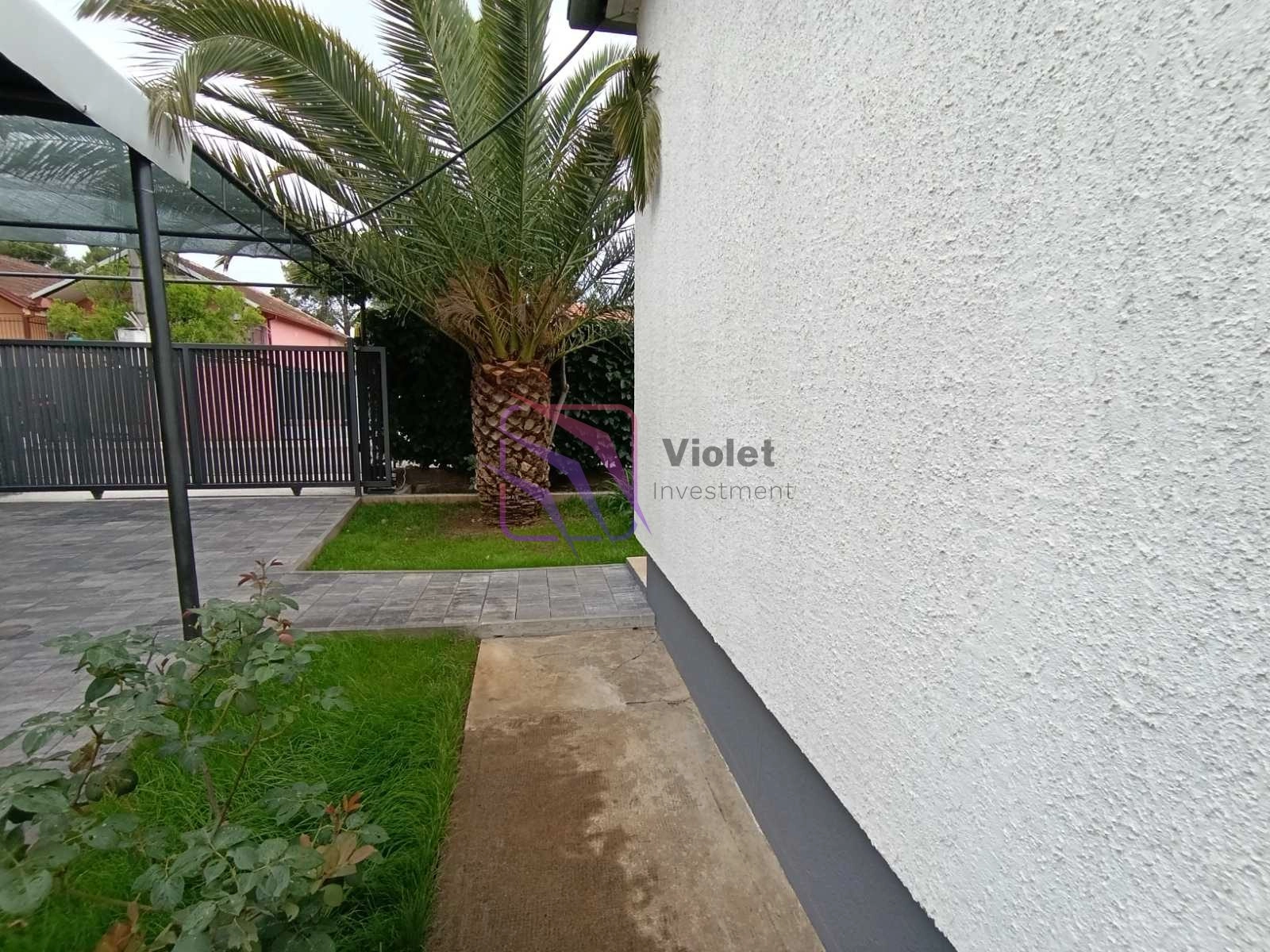 Renovirana-kuca-sa-dvoristem-u-Dracu-Podgorica-9 Izdavanje: Kuća 80 m² – Stara Varoš, Podgorica — fotografija 10