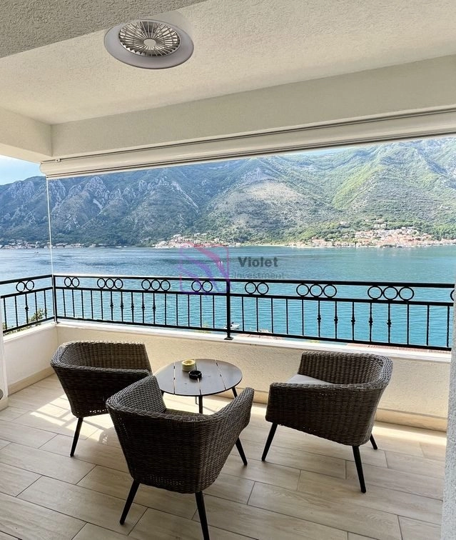 Dvosoban-stan-sa-pogledom-na-more-u-Dobroti-Kotor-1 Dvosoban stan 85 m² – Dobrota, Kotor — fotografija 2
