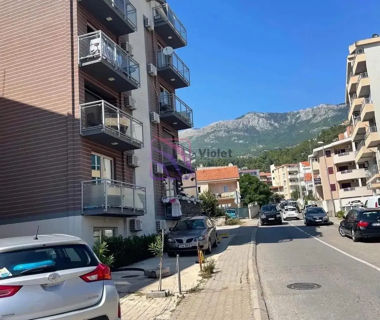 Jednosoban-stan-43-m²-u-naselju-Lazi-Budva-3 Jednosoban stan 43 m² – Lazi, Budva — fotografija 4
