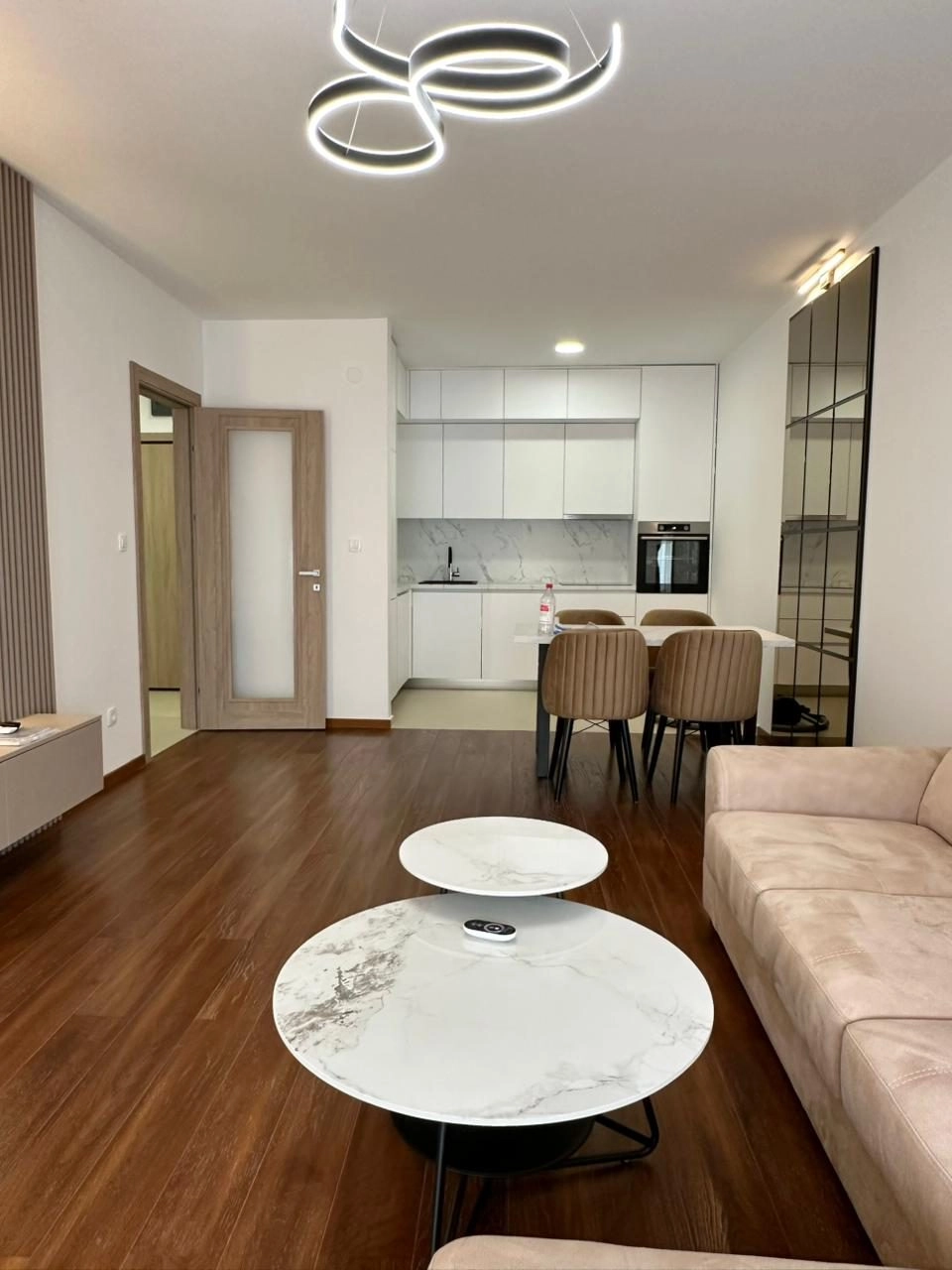 Izdavanje: Dvosoban stan 72 m² – Master kvart, Podgorica — fotografija 6