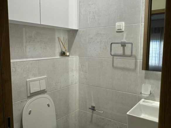 Izdavanje: Dvosoban stan 72 m² – Master kvart, Podgorica — fotografija 11