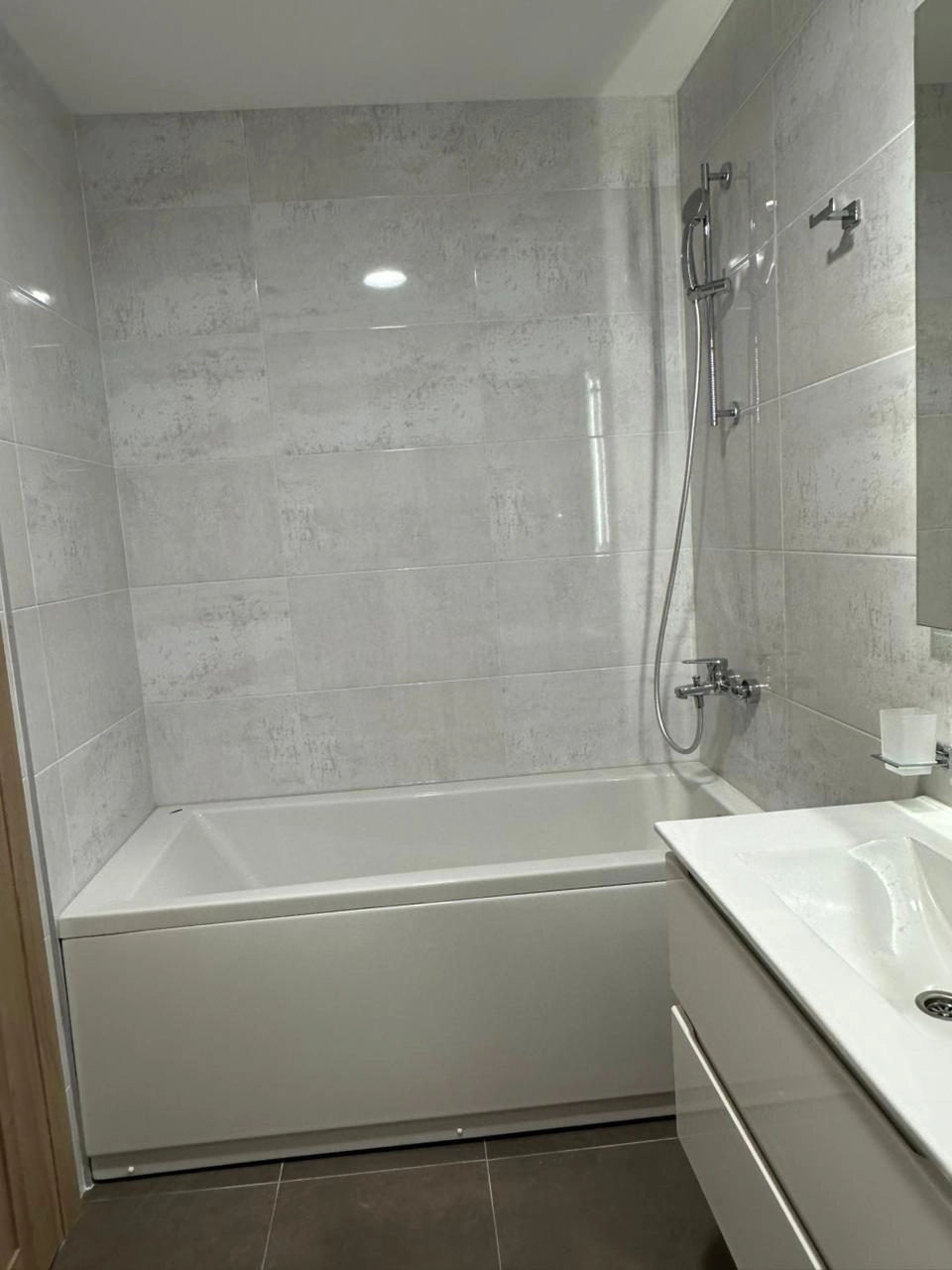 Izdavanje: Dvosoban stan 72 m² – Master kvart, Podgorica — fotografija 12