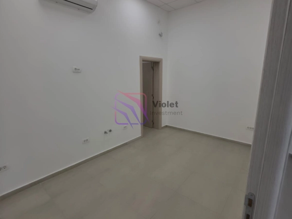 Izdavanje: Poslovni prostor 115 m² – Blok 9, Podgorica — fotografija 4