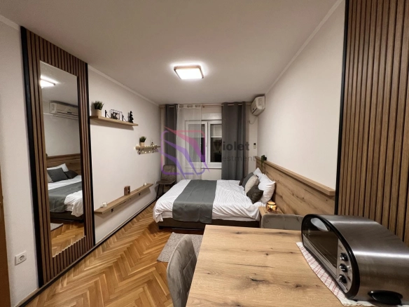 Garsonjera 21 m² – Blok 6, Podgorica — fotografija 4
