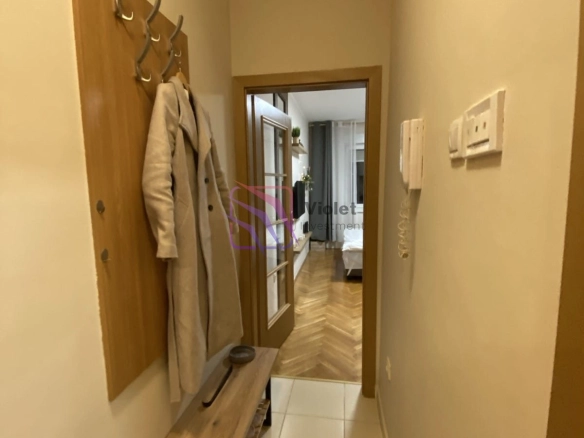 Garsonjera 21 m² – Blok 6, Podgorica — fotografija 10