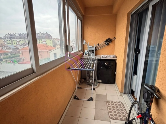 Trosoban stan 86 m² – Stari aerodrom, Podgorica — fotografija 3