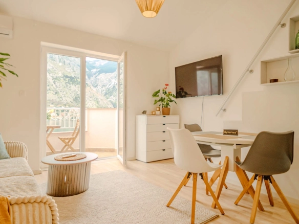 Dvosoban stan 50 m² – Muo, Kotor — fotografija 5