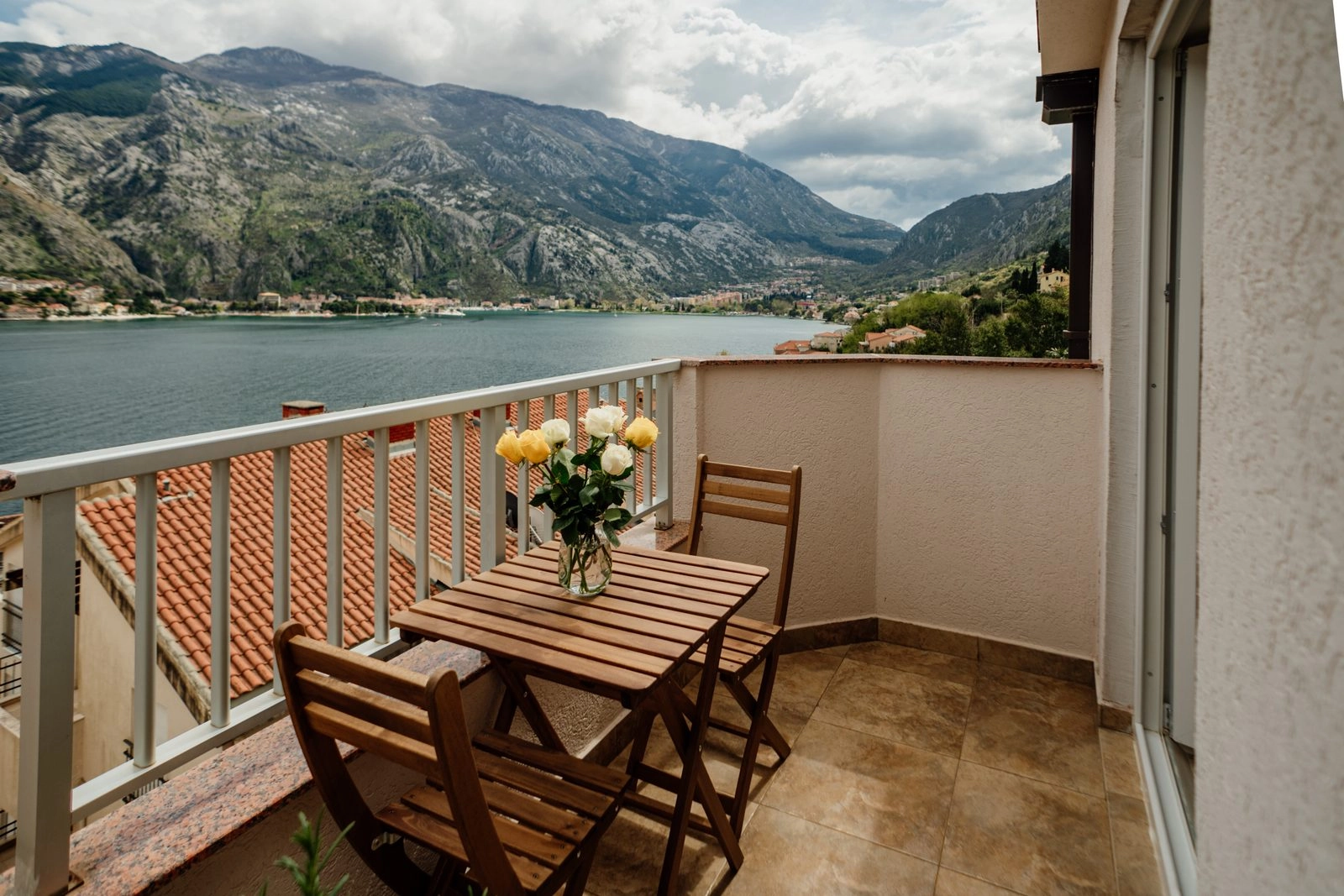 Dvosoban-stan-sa-pogledom-na-zaliv-Muo-Kotor-14 Dvosoban stan 50 m² – Muo, Kotor — fotografija 15