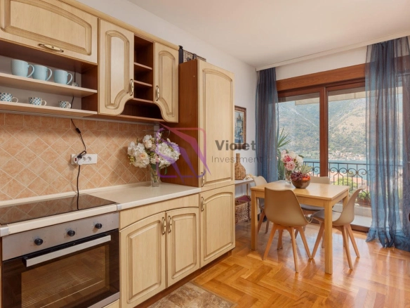 Jednosoban stan 50 m² – Dobrota, Kotor — fotografija 5