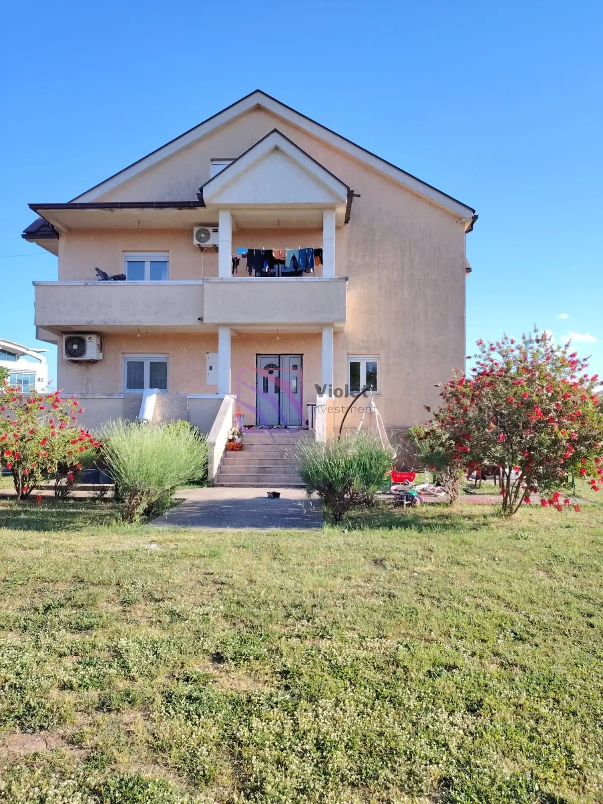 Porodicna-kuca-sa-velikim-placem-u-Donjoj-Gorici-Podgorica-1 Plac – Donja Gorica, Podgorica — fotografija 2