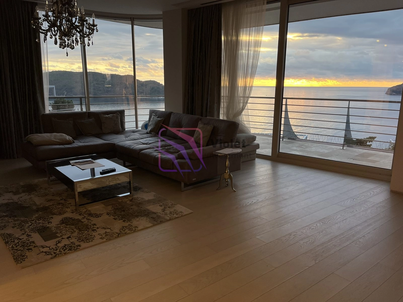 Kuca-sa-pogledom-na-more-Boreti-Budva-2 Izdavanje: Kuća 180 m² – Boreti, Budva — fotografija 3