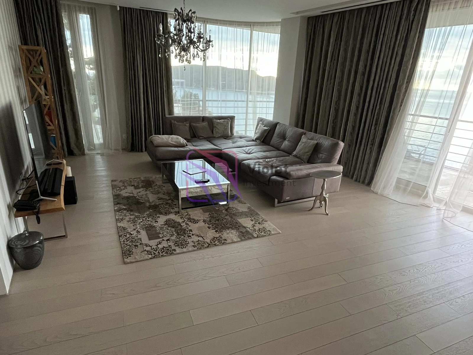 Kuca-sa-pogledom-na-more-Boreti-Budva-3 Izdavanje: Kuća 180 m² – Boreti, Budva — fotografija 4