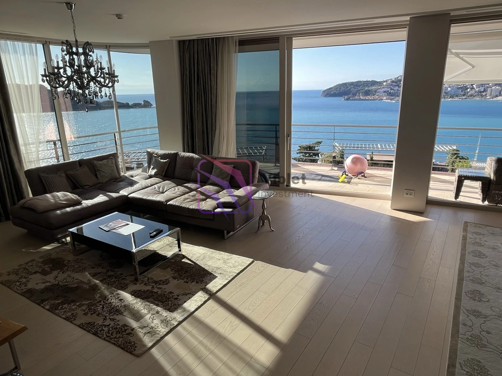 Kuca-sa-pogledom-na-more-Boreti-Budva-4 Izdavanje: Kuća 180 m² – Boreti, Budva — fotografija 5