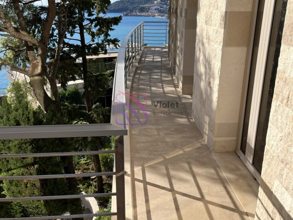Izdavanje: Kuća 180 m² – Boreti, Budva — fotografija 13