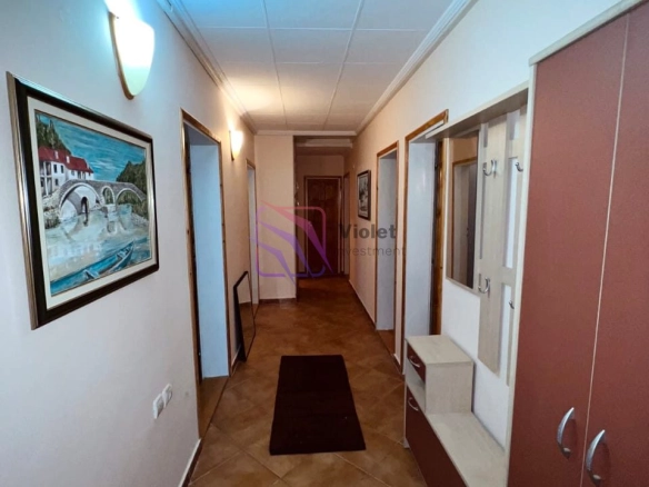 Izdavanje: Trosoban stan 130 m² – Zabjelo, Podgorica — fotografija 5