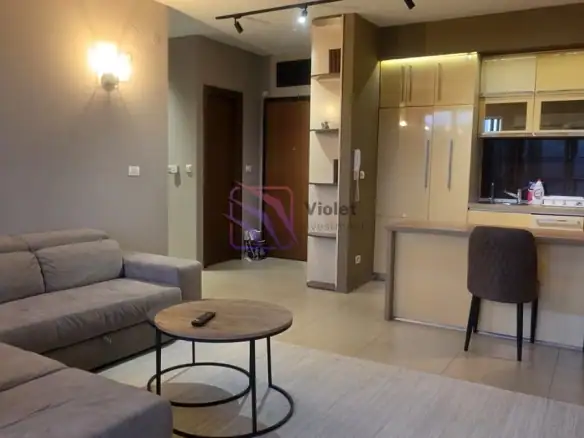Izdavanje: Dvosoban stan 70 m² – City kej, Podgorica — fotografija 2