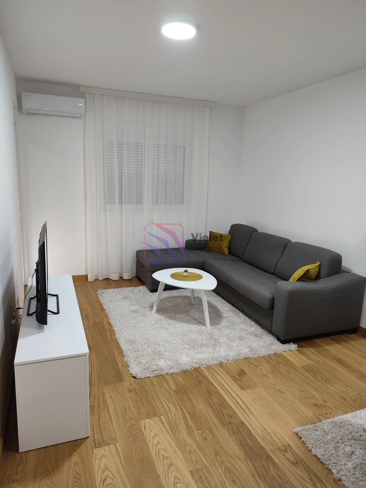 Jednosoban-namjesten-stan-u-naselju-New-City-Podgorica-3 Izdavanje: Jednosoban stan 45 m² – New City, Podgorica — fotografija 4