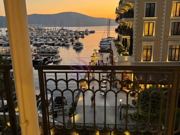 Izdavanje: Četvorosoban stan 240 m² – Seljanovo, Tivat — fotografija 5