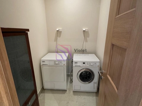 Izdavanje: Četvorosoban stan 240 m² – Seljanovo, Tivat — fotografija 12