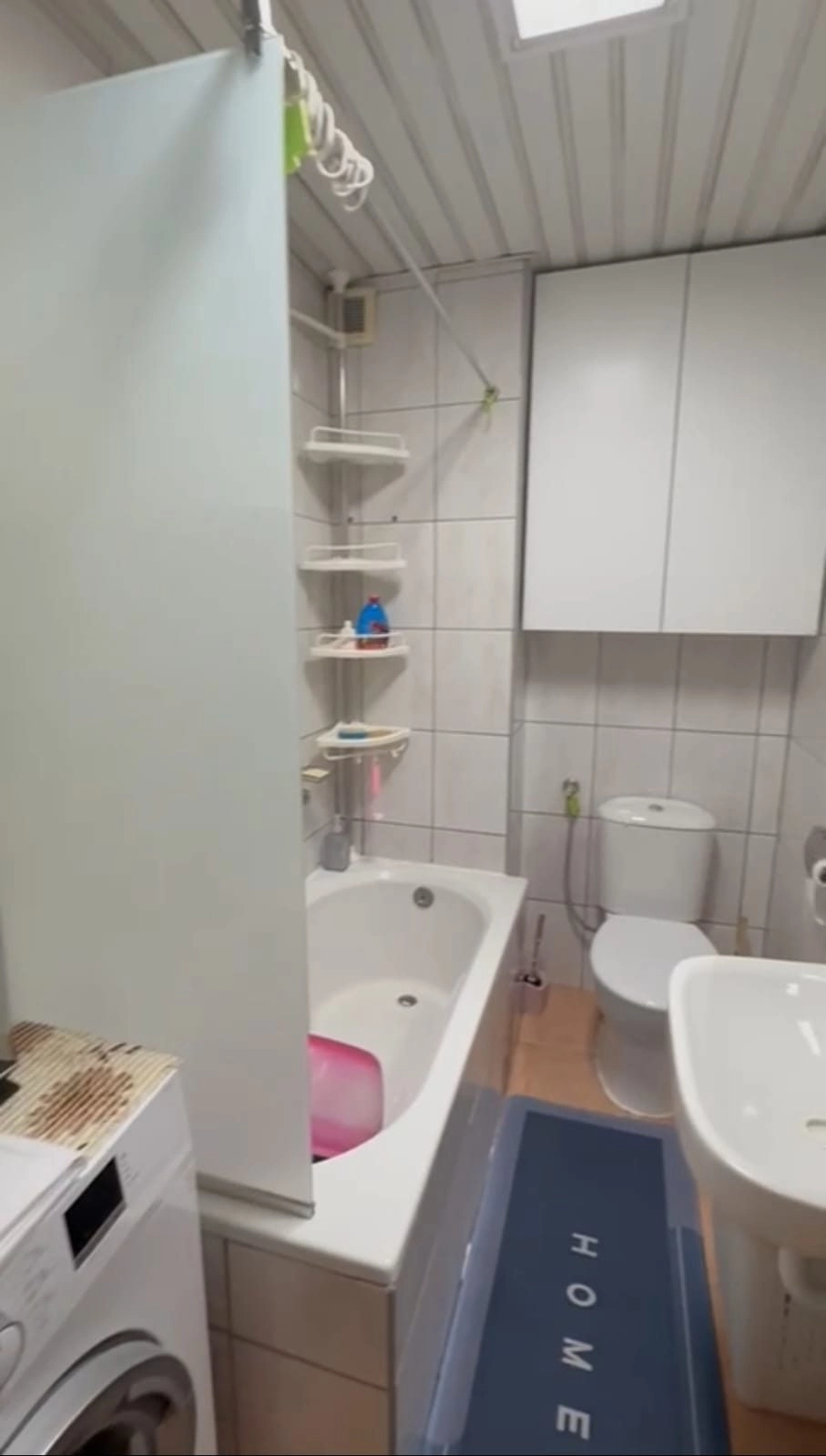 Dvosoban-stan-u-Bloku-9-Podgorica-1 Izdavanje: Dvosoban stan 63 m² – Blok 9, Podgorica — fotografija 2