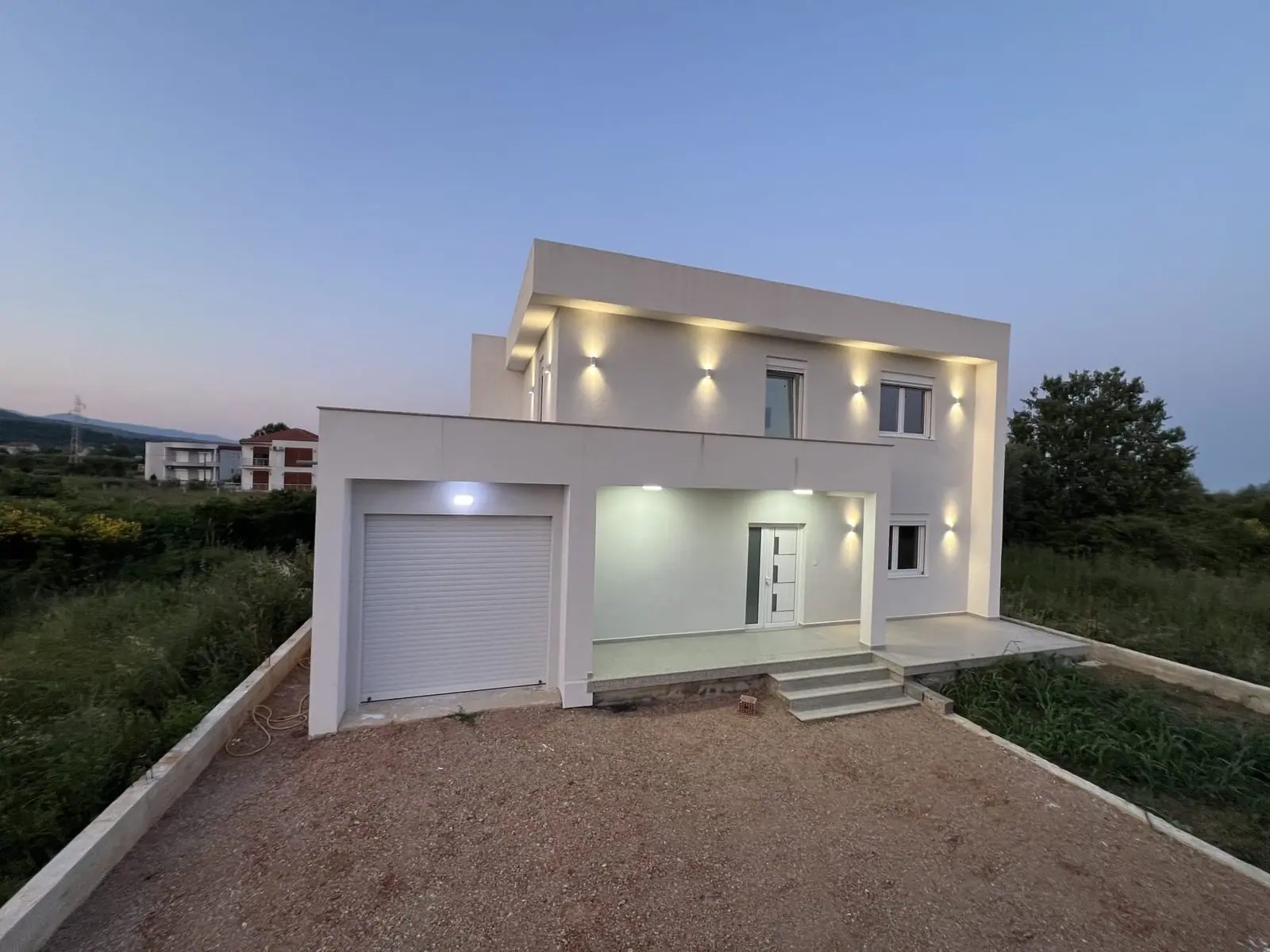 Moderna-kuca-u-Kodri-Ulcinjsko-polje-Ulcinj-7 Kuća 240 m² – Ulcinj — fotografija 8
