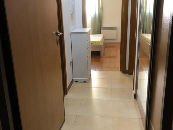 Jednosoban stan 44 m² – Stari aerodrom, Podgorica — fotografija 4