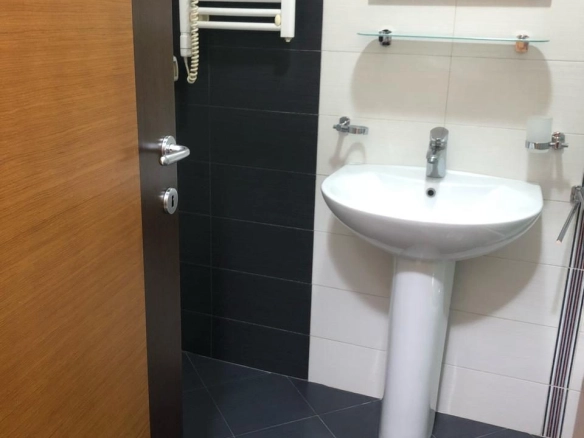 Jednosoban stan 44 m² – Stari aerodrom, Podgorica — fotografija 12