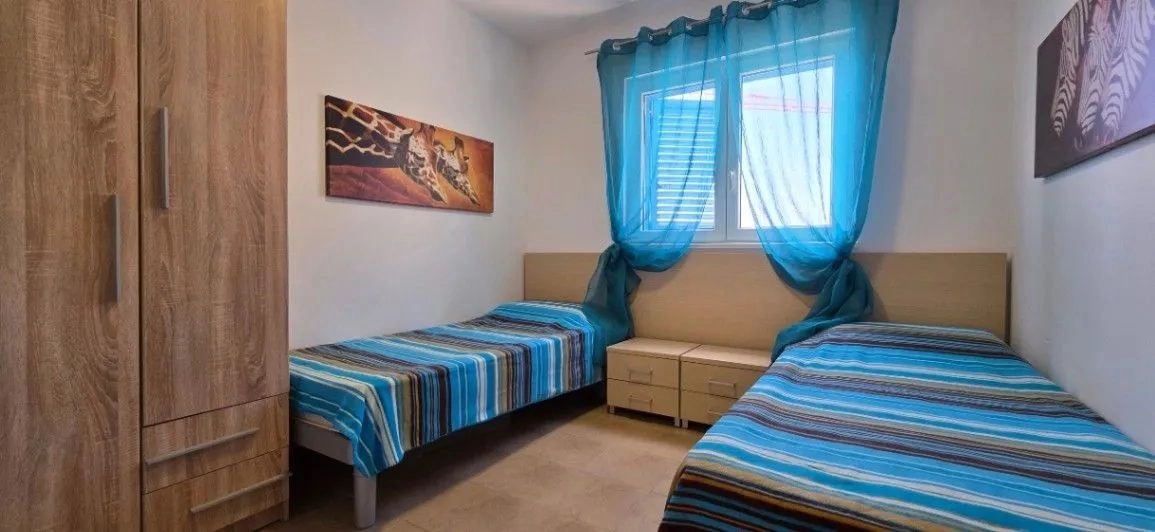 Dvosoban-stan-sa-pogledom-na-more-u-Becicima-Budva-5 Dvosoban stan 71 m² – Bečići, Budva — fotografija 6