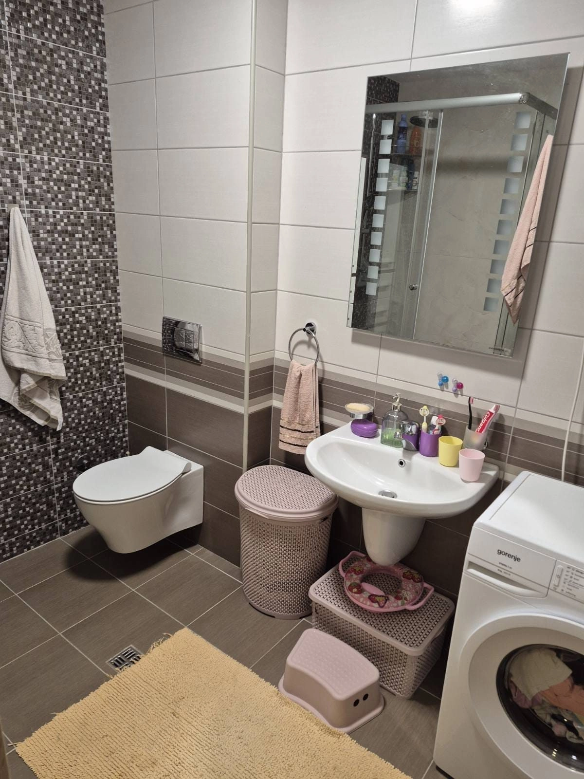 Dvosoban-stan-u-Ljubovicu-Podgorica-6 Izdavanje: Dvosoban stan 70 m² – Ljubović, Podgorica — fotografija 7