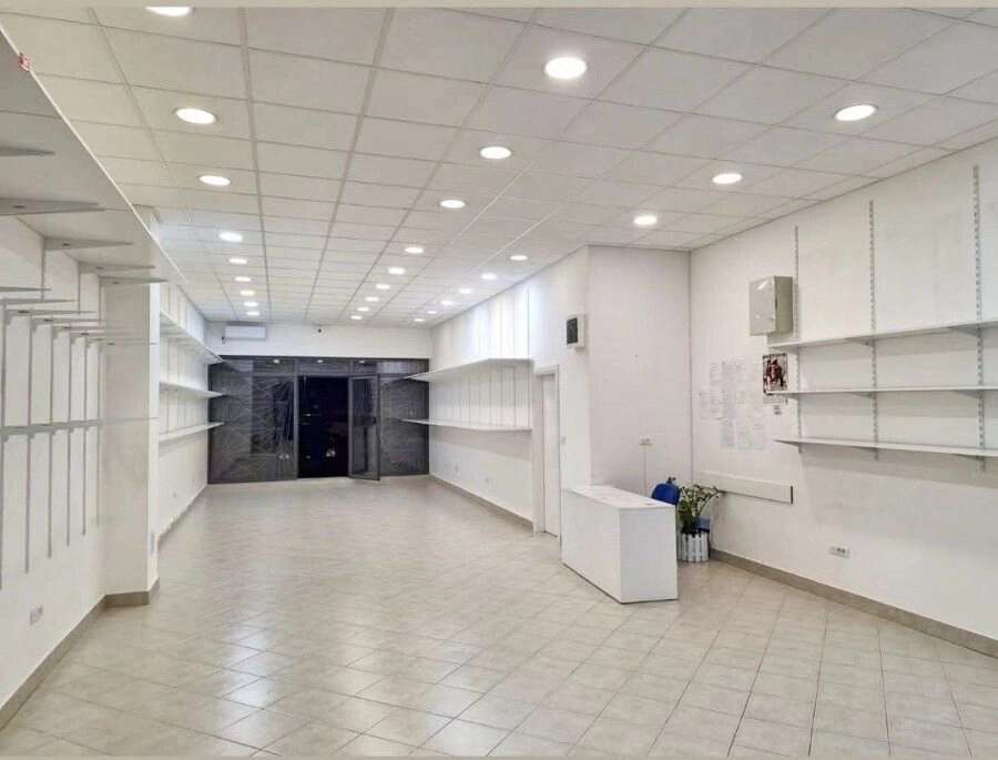 Poslovni-prostor-na-Starom-aerodromu-Podgorica-1 Izdavanje: Poslovni prostor 120 m² – Stari aerodrom, Podgorica — fotografija 2