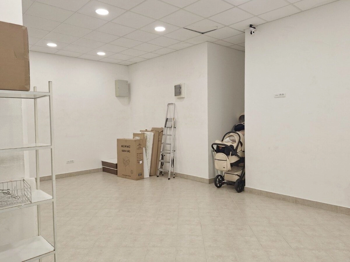 Poslovni-prostor-na-Starom-aerodromu-Podgorica-4 Izdavanje: Poslovni prostor 120 m² – Stari aerodrom, Podgorica — fotografija 5