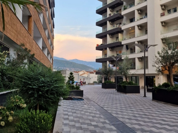 Garsonjera 27 m² – Centar, Budva — fotografija 4