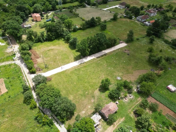 Urbanizovani plac u Donjim Martinićima